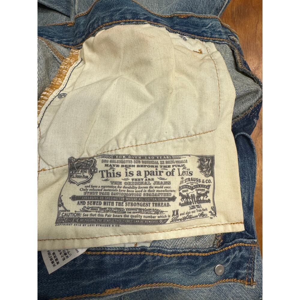 Levi’s 501 Icons Distressed Light Wash Jeans – W32 L32 – NWT - Picture 6 of 9